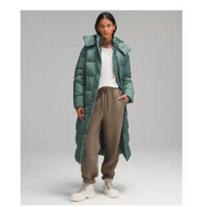 lululemon Wonder Puff Long Jacket, Sz 8, Medium Frost, EUC